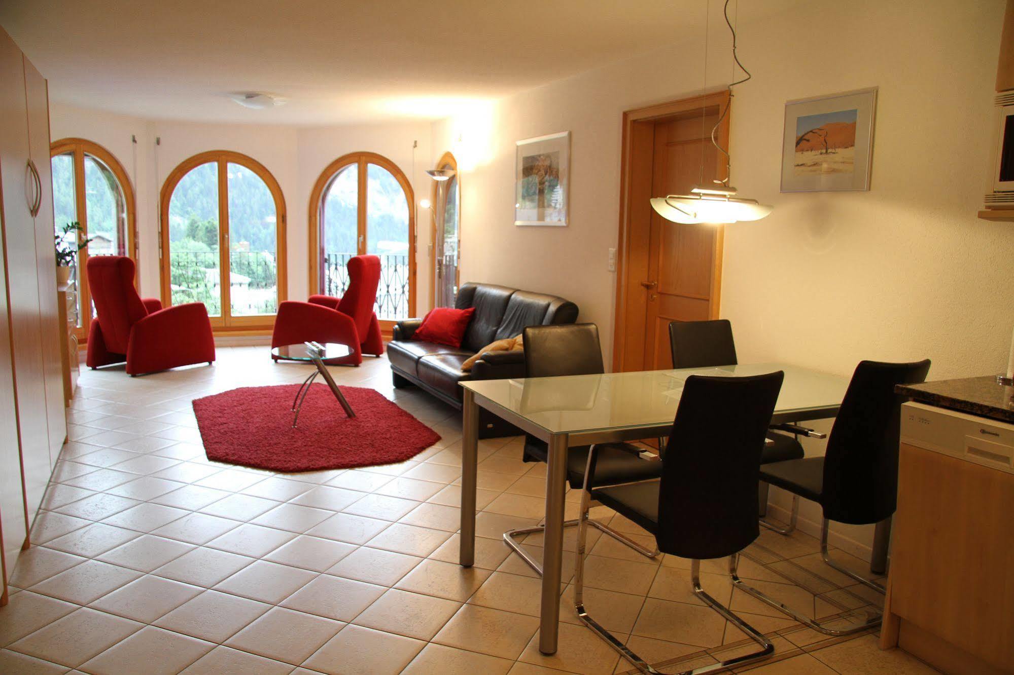 Chateau Leukerbad Bagian luar foto