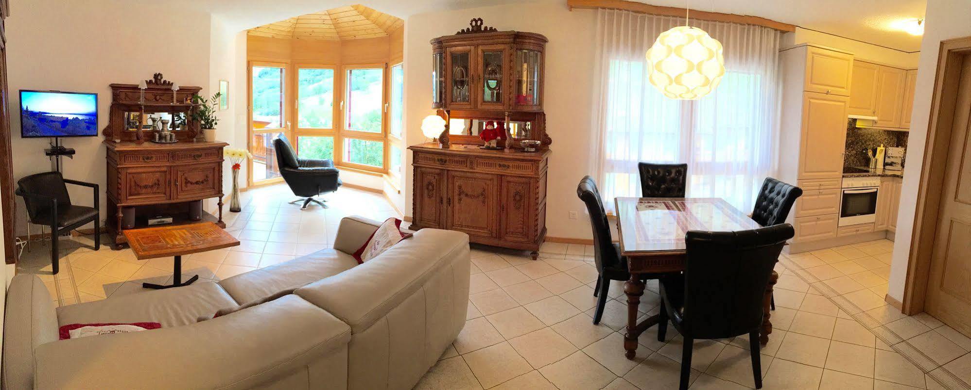 Chateau Leukerbad Bagian luar foto